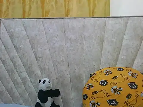 Sexy_Villagegal's cam snapshot