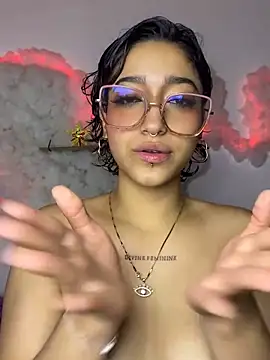 LilithMonette's cam snapshot