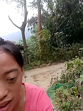 llomayy-love's cam snapshot