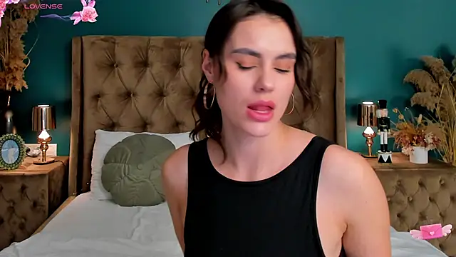 CalyMoon's cam snapshot