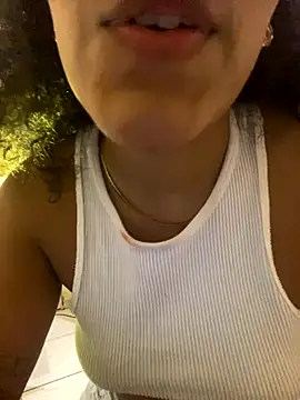 Natasha-Gray's cam snapshot