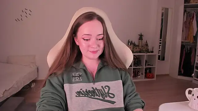 WalkingGirl's web cam