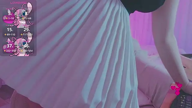 baby_debbie's cam snapshot