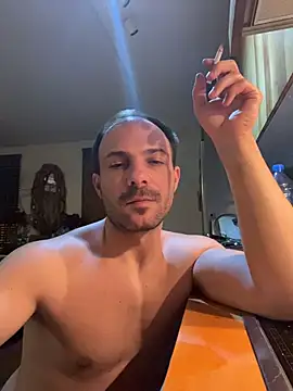 Adventurehotman live sex cam