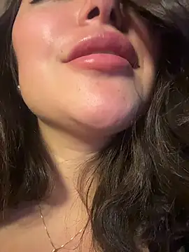 sukhakunis1's cam snapshot