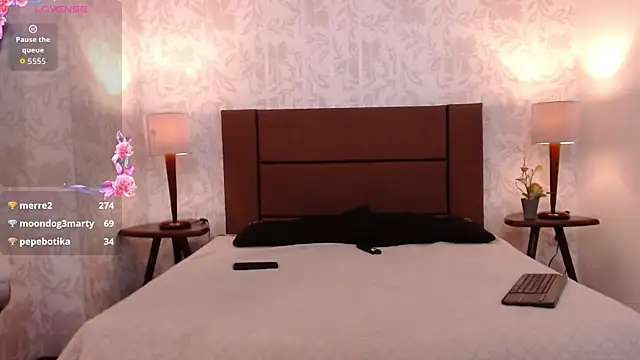 Ava_Raye's cam snapshot