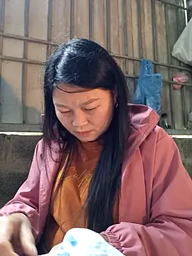 yoowwmr's cam snapshot