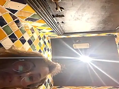 loveryvicky's cam snapshot