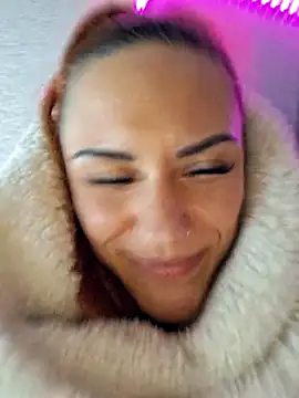 SlimBellaa's cam snapshot