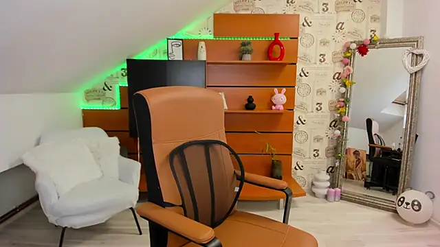 JaquelinLaurent's cam snapshot