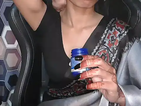 Simmi_Ji's cam snapshot