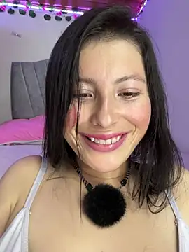 Mia_salinass's cam snapshot