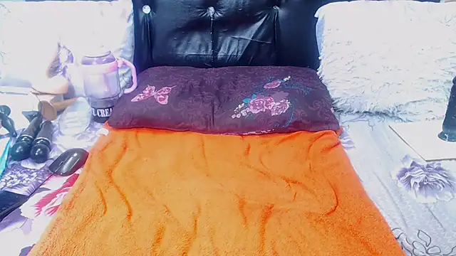 spicydiver38's cam snapshot