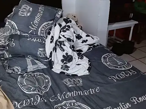 luna_grans_777's cam snapshot