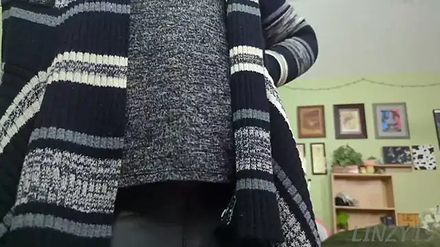 Linzy_19's cam snapshot