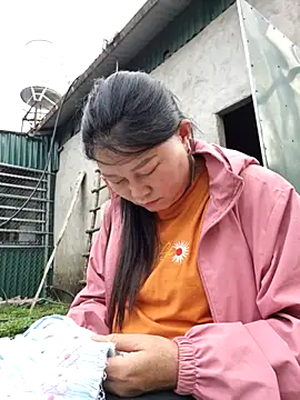 yoowwmr's cam snapshot