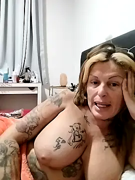 canariamorbosa's cam snapshot