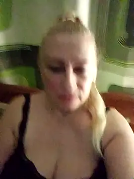 Esenia505's cam snapshot