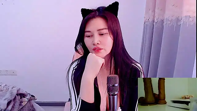 Little-sweet's cam snapshot