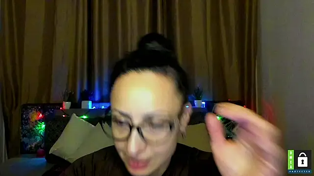 Arianasweety23's cam snapshot