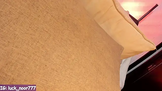 luck_noor7 live sex cam