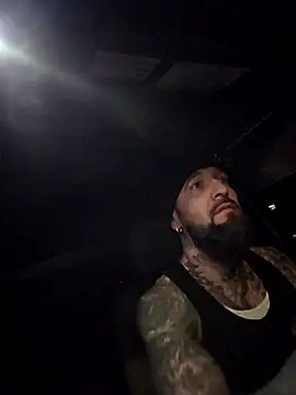 Beardedtattood live sex cam