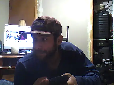 SmokingSloth live sex cam