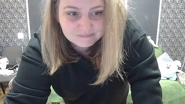 C_U_soon's cam snapshot