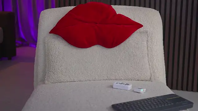 Jenna_Day's cam snapshot