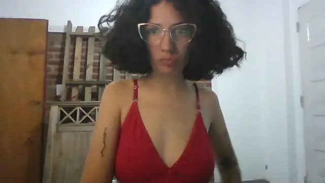 loliporomero's cam snapshot