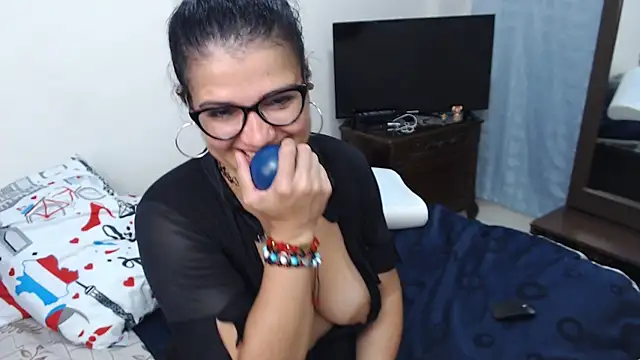 GlendaStarx's cam snapshot