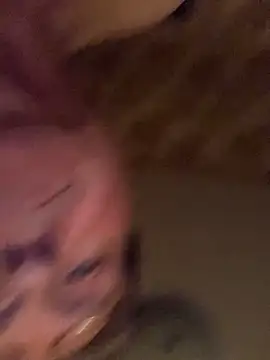 Tonybaloney1972 live sex cam