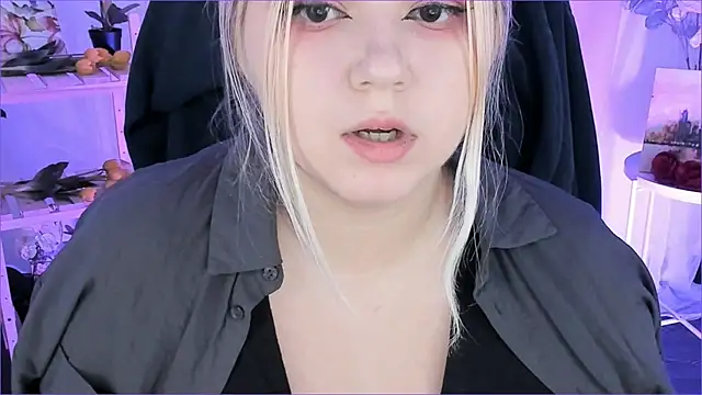 DiaAngell's cam snapshot