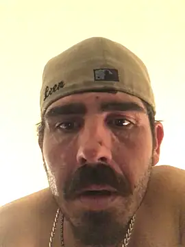 HoochieDaddy24 live sex cam