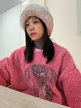 Thaocutee's cam snapshot