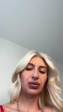 Mia_Roxie's cam snapshot