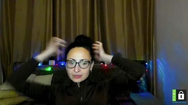 Arianasweety23's cam snapshot