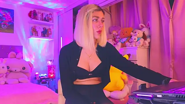 MadamBarbiee's cam snapshot