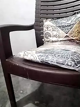 Cute-Naavya live sex cam