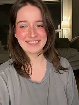 nerdynina live sex cam