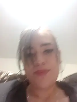 miss_berlyn's cam snapshot