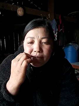 sary-hot2x's cam snapshot