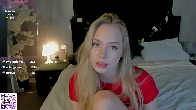 Melanie_Ryer's cam snapshot