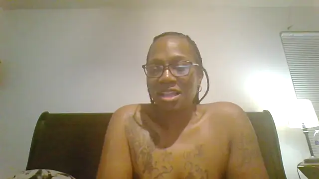 SweetParadise00's cam snapshot