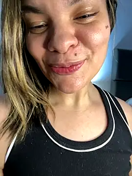 Zyrella live sex cam