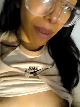 BabyH0t_'s cam snapshot