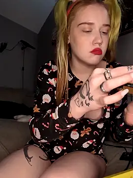 mattiethebaddieee's cam snapshot