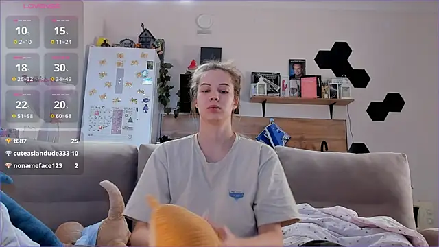 Girl_alone_home's cam snapshot