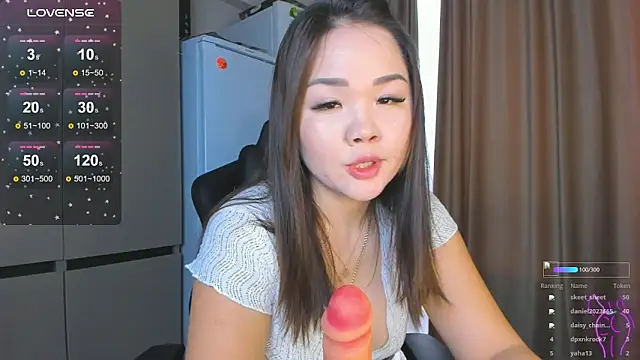 azure_moon2's cam snapshot