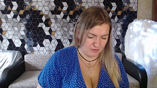 NikaSkylink's cam snapshot